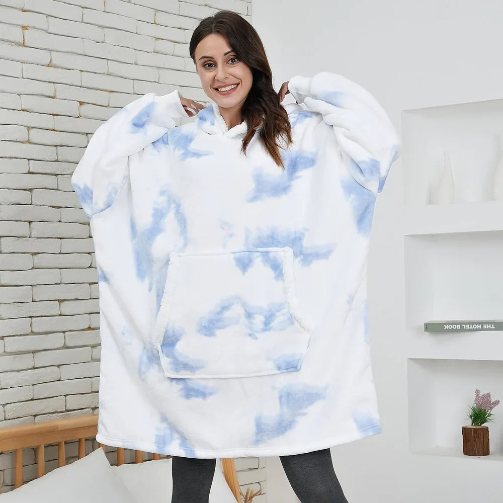 Alicia - Soft Warm Blanket with Hoodie Washed White & Blue