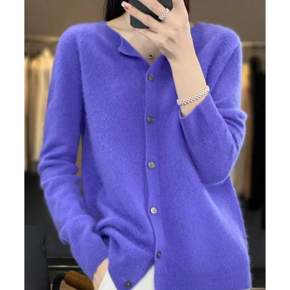 Elizabeth - Soft and Warm Sweater Dark Blue